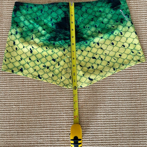 NWT Small Women’s Pelagic Waikiki Shorts - Picture 3 of 6